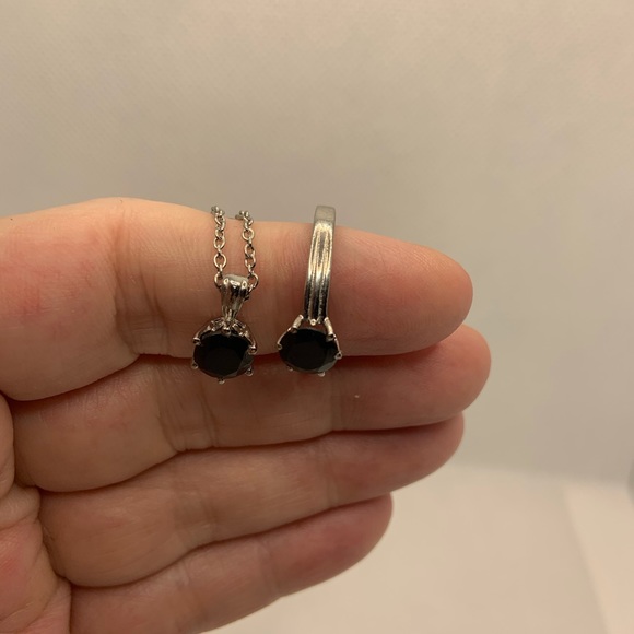 BLACK SPINEL RING AND PENDANT - Picture 7 of 8